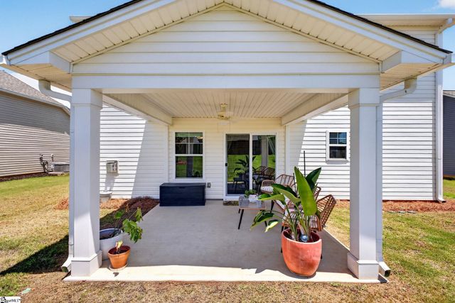 10 Steeds Glen Road, Piedmont, SC 29673