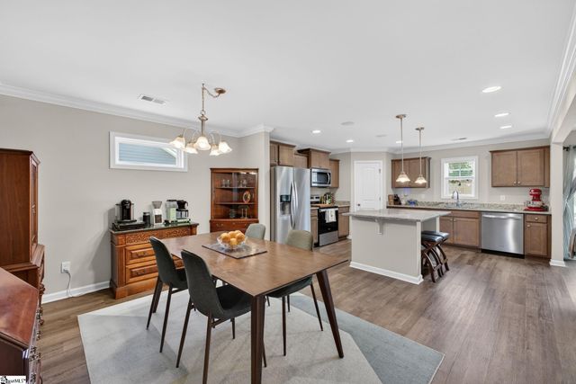 10 Steeds Glen Road, Piedmont, SC 29673