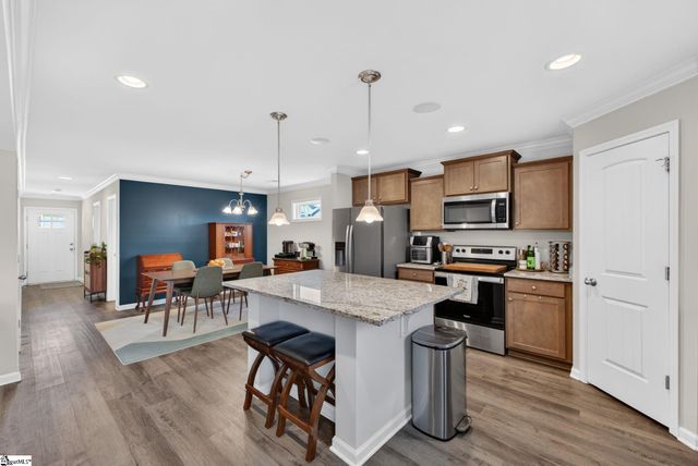 10 Steeds Glen Road, Piedmont, SC 29673