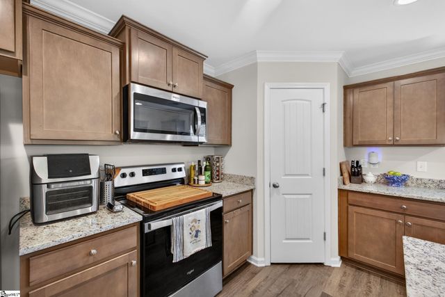 10 Steeds Glen Road, Piedmont, SC 29673