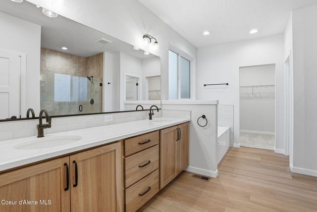 2102 W PLATTE AVE, Post Falls, ID 83854