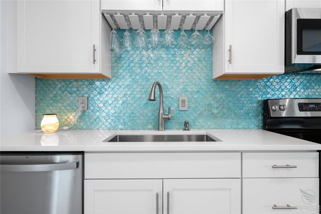 702 OCEAN AVENUE, New Smyrna Beach, FL 32169