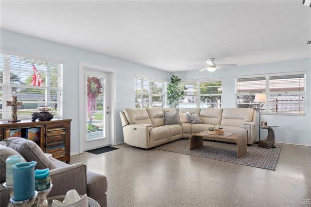 702 OCEAN AVENUE, New Smyrna Beach, FL 32169