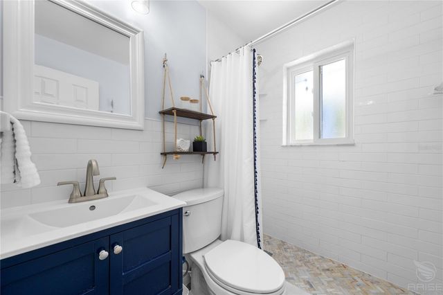 702 OCEAN AVENUE, New Smyrna Beach, FL 32169