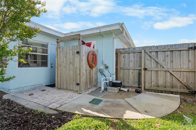 702 OCEAN AVENUE, New Smyrna Beach, FL 32169