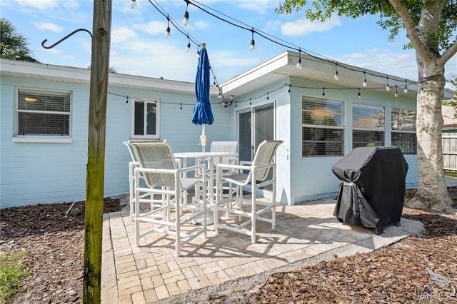 702 OCEAN AVENUE, New Smyrna Beach, FL 32169