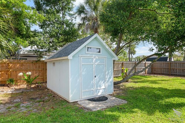 702 OCEAN AVENUE, New Smyrna Beach, FL 32169