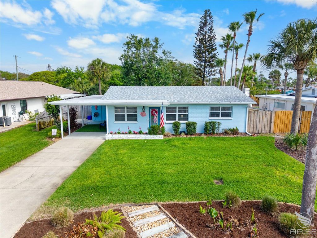 702 OCEAN AVENUE, New Smyrna Beach, FL 32169