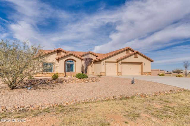 6233 E Molly Drive, Hereford, AZ 85615