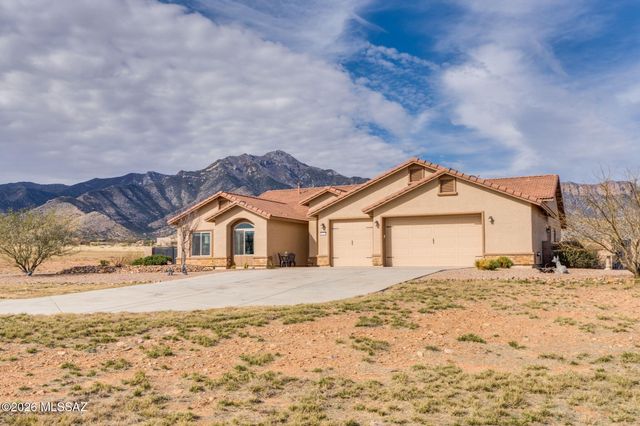 6233 E Molly Drive, Hereford, AZ 85615