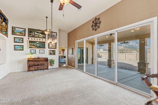 6233 E Molly Drive, Hereford, AZ 85615