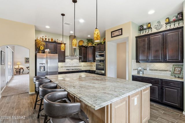 6233 E Molly Drive, Hereford, AZ 85615