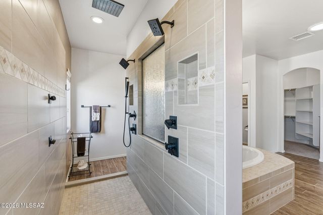 6233 E Molly Drive, Hereford, AZ 85615