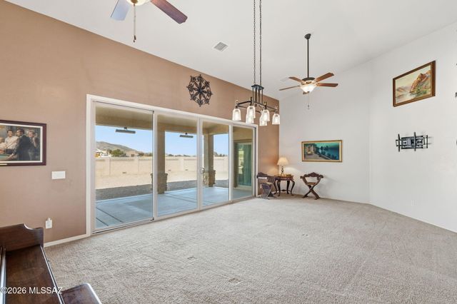 6233 E Molly Drive, Hereford, AZ 85615