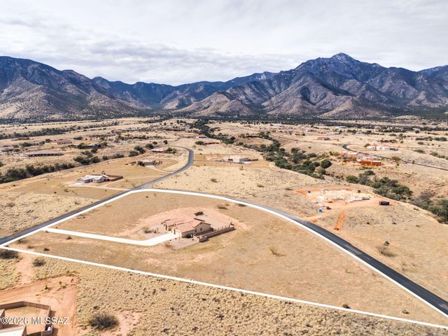 6233 E Molly Drive, Hereford, AZ 85615