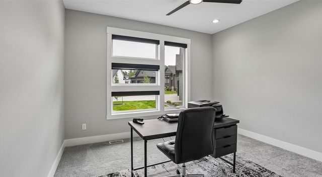 5006 148th Circle, Urbandale, IA 50323