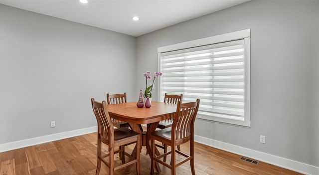 5006 148th Circle, Urbandale, IA 50323