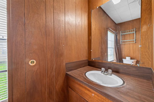 4019 Beatrice Avenue, Dickinson, TX 77539
