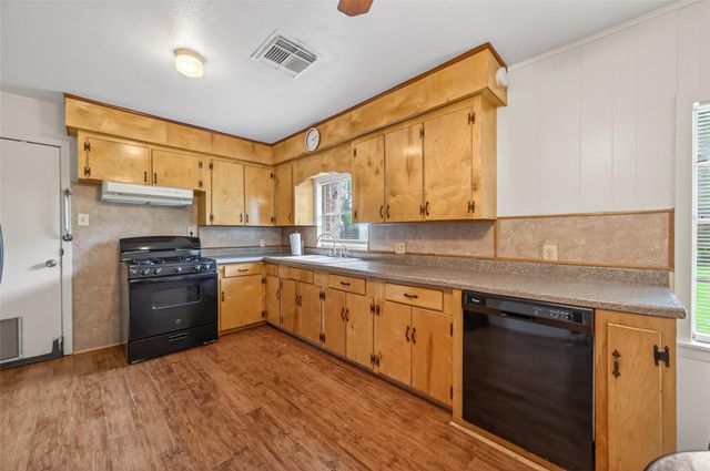4019 Beatrice Avenue, Dickinson, TX 77539