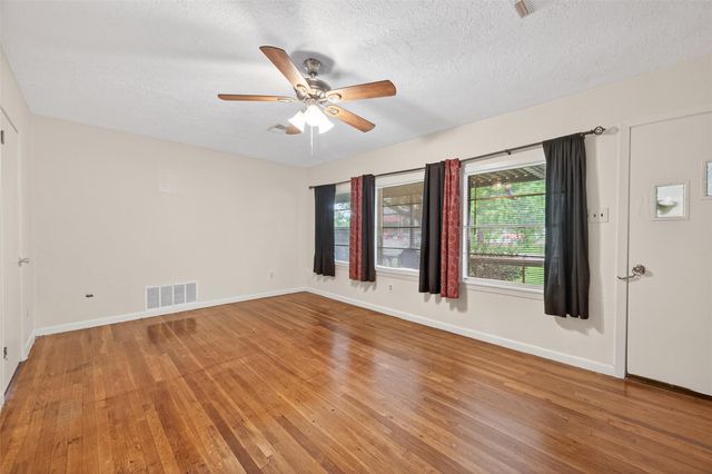 4019 Beatrice Avenue, Dickinson, TX 77539
