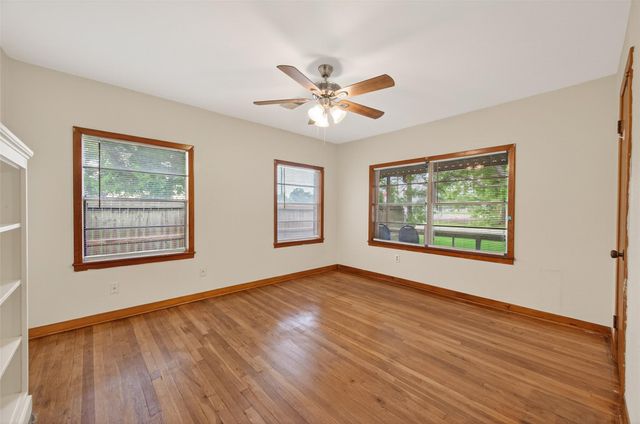 4019 Beatrice Avenue, Dickinson, TX 77539