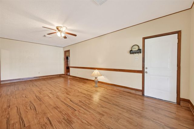 4019 Beatrice Avenue, Dickinson, TX 77539
