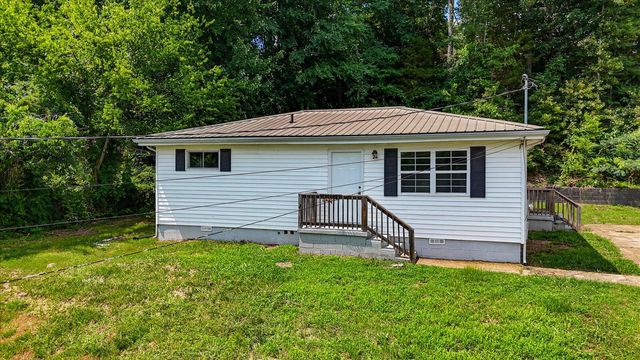 338 Mcafee Road, Rossville, GA 30741