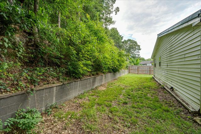 338 Mcafee Road, Rossville, GA 30741