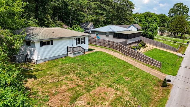 338 Mcafee Road, Rossville, GA 30741