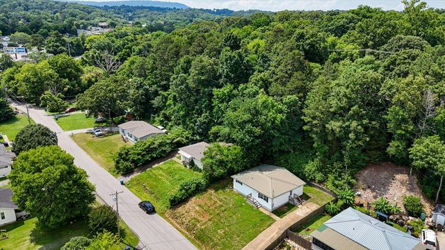 338 Mcafee Road, Rossville, GA 30741