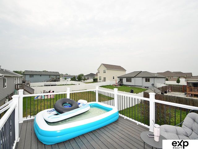960 Barker Lane, Lincoln, NE 68521