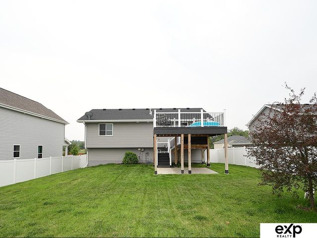 960 Barker Lane, Lincoln, NE 68521