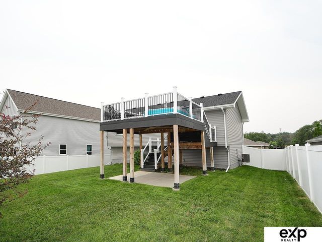 960 Barker Lane, Lincoln, NE 68521