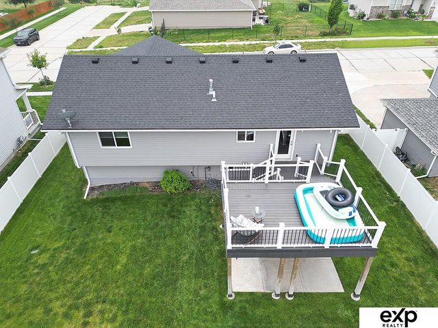 960 Barker Lane, Lincoln, NE 68521