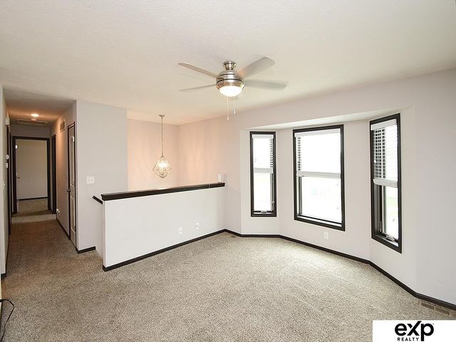 960 Barker Lane, Lincoln, NE 68521