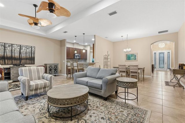 8683 BRIDGEPORT BAY CIRCLE, Mount Dora, FL 32757