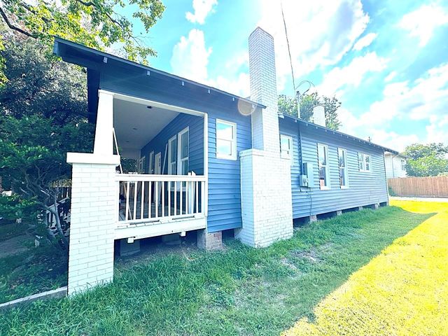 228 Sidney Street, Houston, TX 77003