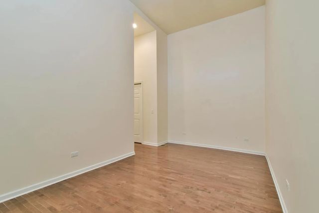 1761 W Augusta Boulevard 1, Chicago, IL 60622