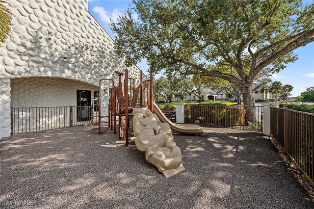 15420 Greenock LN, Fort Myers, FL 33912