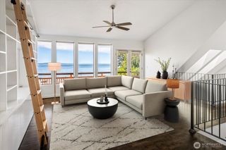 2364 Hobart Avenue SW, Seattle, WA 98116