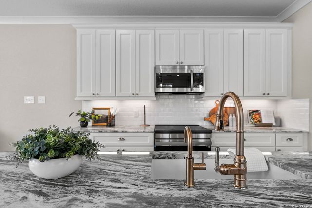 7015 Friedrich Ridge, San Antonio, TX 78256