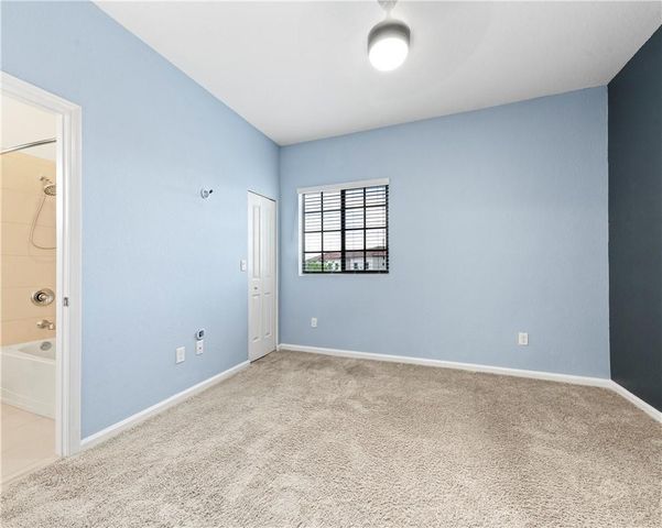 4230 N Dixie Highway 113, Oakland Park, FL 33334