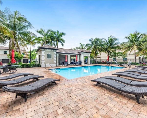 4230 N Dixie Highway 113, Oakland Park, FL 33334