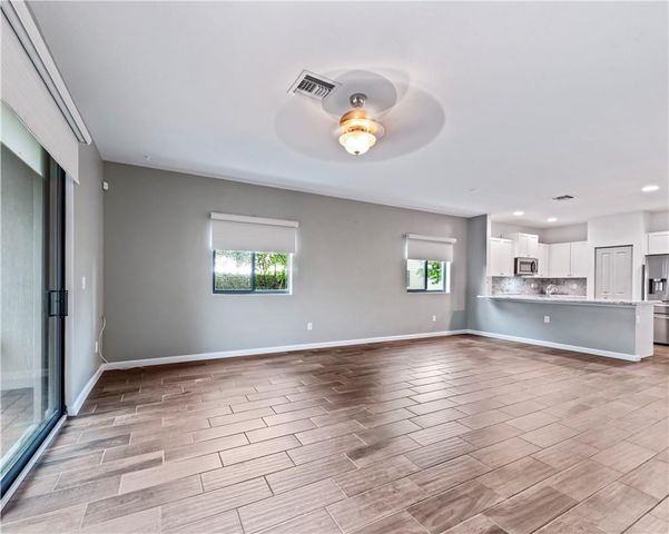 4230 N Dixie Highway 113, Oakland Park, FL 33334