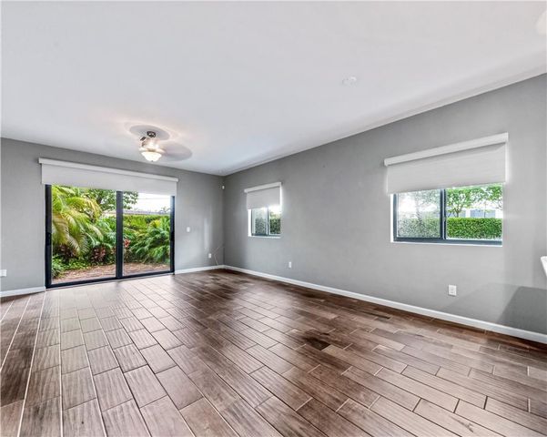 4230 N Dixie Highway 113, Oakland Park, FL 33334
