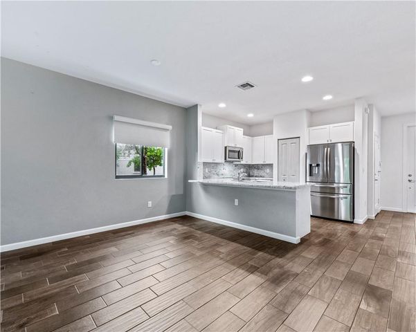 4230 N Dixie Highway 113, Oakland Park, FL 33334