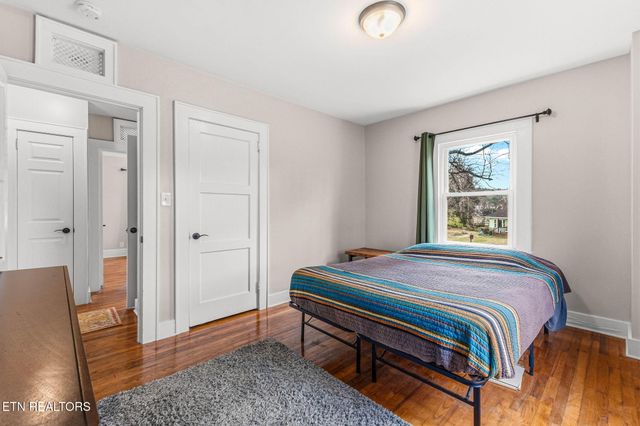 6011 Chalmers Drive, Knoxville, TN 37920