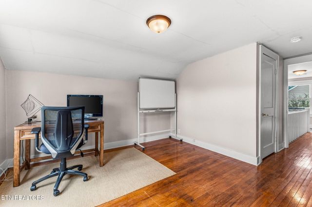 6011 Chalmers Drive, Knoxville, TN 37920