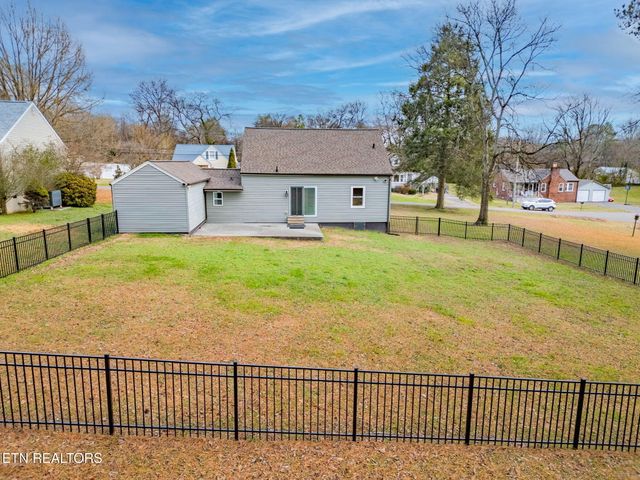 6011 Chalmers Drive, Knoxville, TN 37920