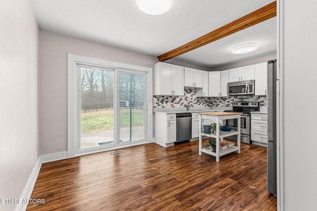 6011 Chalmers Drive, Knoxville, TN 37920